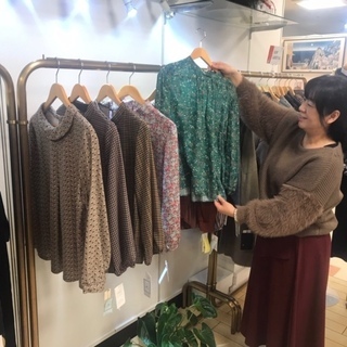 【年齢不問】中山駅徒歩１分、中山とうきゅうでのミセス服販売のお仕...