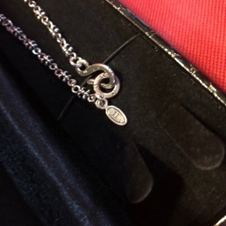 ジャスティンデイビス　チャーム&チェーン　ネックレス