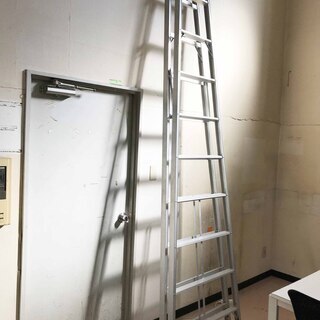 長尺脚立 お売りいたします。 長尺脚立 お売りいたします。