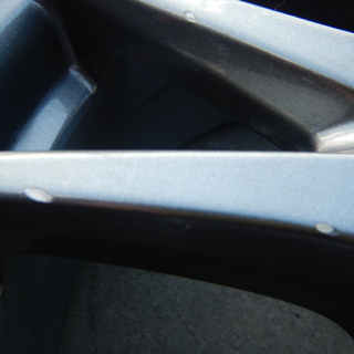 Ｃｌａｉｒ　１６インチ　スタッドレス　ノア、ステップＷ，プリウスアルファ