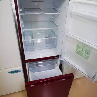 白や黒では満足できないあなたにピッタリ♪真っ赤な冷蔵庫