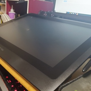 ワコム 液タブ 液晶ペンタブレット Wacom Cintiq 16 FHD