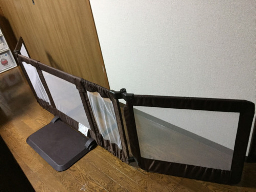 【値下げしました】日本育児 ベビーゲート おくだけとおせんぼ スマートワイド ブラウン