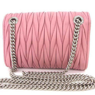 美品 ミュウミュウ 5BD024 マテラッセ チェーン ショルダーバッグ 美品 ミュウミュウ 5BD024 マテラッセ チェーン ショルダーバッグ