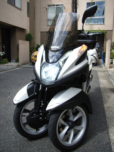 ★ヤマハ トリシティ125 SE82J 国内仕様 ロングスクリーン LEDヘッドライト LEDウインカー GIVIリアボックス