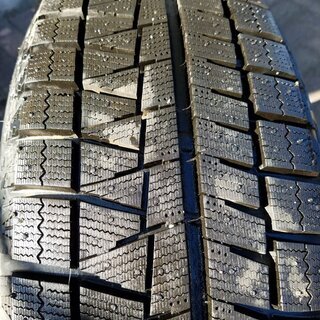 (値下げ)プリウス､プリウスα用 スタッドレス BLIZZAK REVO GZ 205/60R16+アルミホイール 4本セット 