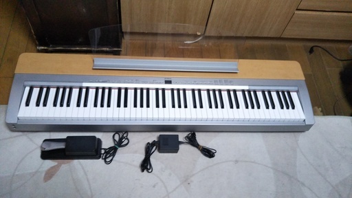 YAMAHA　電子ピアノ　P-140　　中古