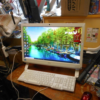 ジャンク扱い Fujitsu FMV ESPRIMO FH53/S Core i7