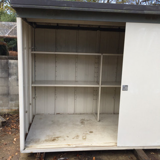 イナバ物置 倉庫 1370×2200×2050