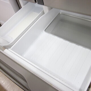 安心の6ヶ月保証付！Panasonic(パナソニック)2012年製の552L 6ドア冷蔵庫
