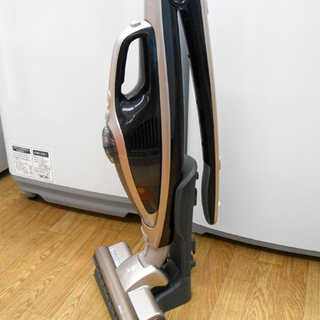 2019年製 日立 充電式コードレス掃除機 PV-BE200 スティッククリーナー