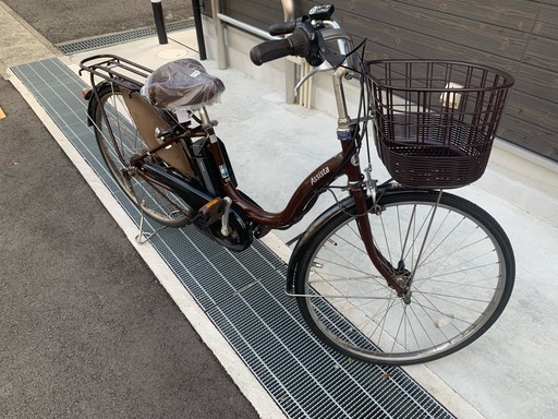 地域限定送料無料　ブリヂストン　アシスタ　ロイヤル　新基準　アシスト最強モデル　茶　ナチュラスーパー　ビビEX　神戸市　電動自転車