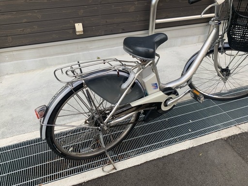 地域限定送料無料　ブリヂストン　アシスタ　新基準　子供乗せ　24インチ　シルバー　パス　ビビ　神戸市　電動自転車
