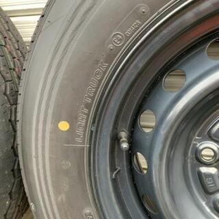 200系ハイエース５型ダークプライムⅡ新車取り外しホイール&タイヤ4本セット