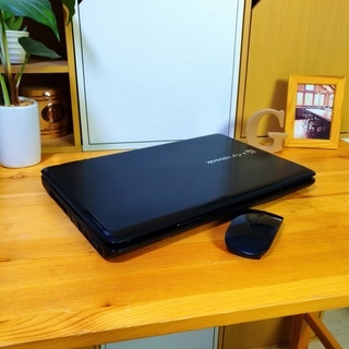 corei7のSSD128Gで超高速！ ブルーレイ対応♪ 美品☆ かっこいい