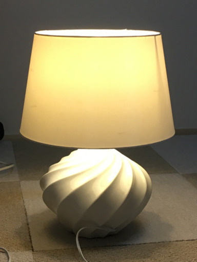 ニトリ テーブルランプ Ec657iv 電球色の電球付き まりもっち 春日井の生活家電 その他 の中古あげます 譲ります ジモティーで不用品の処分 ニトリ テーブルランプ Ec657iv 電球色の電球付き まりもっち 春日井の生活家電 その他 の中古あげます 譲ります ジモティーで不用品の処分