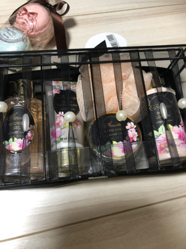 フランフラン バスギフト 入浴剤 ハンドクリーム ママ 大神宮下のその他の中古あげます 譲ります ジモティーで不用品の処分