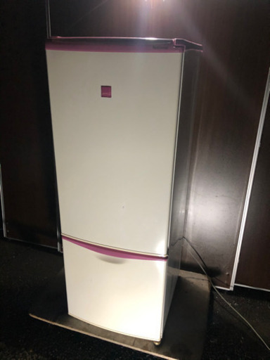 本日のみ‼️格安冷蔵庫168Lピンク色当日配送‼️長期保証