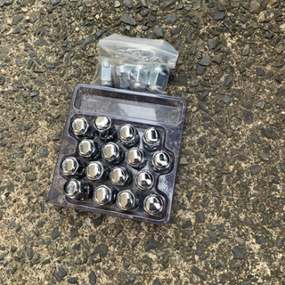 スノータイヤ4本セット　レヴォーグ