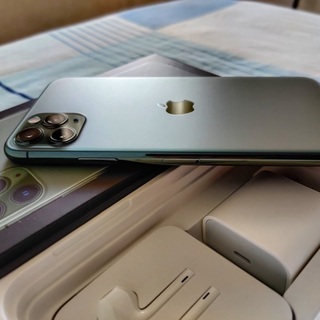 Iphone 11 pro max 256gb sim free