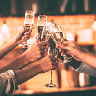 12月21日 土 半立食のため疲れない お洒落な雰囲気で特別な時間と素敵な出逢いを クリスマスspecial オープンテラスbarで 全国恋活パーティー 馬車道のパーティーのイベント参加者募集 無料掲載の掲示板 ジモティー