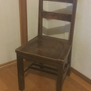 木製椅子