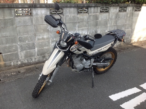 YAMAHA セロー 2014年式 ワンオーナー 2110km オプション付 FOXヘルメット付