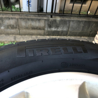 ピレリ ICE ASIMMETRICOスタッドレスタイヤ4本　ホイール付　235-65/17 ベンツRクラス　Mクラス
