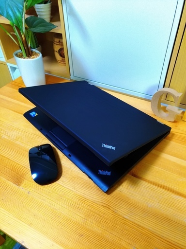 corei5でSSD搭載の超高性能Lenovo♪ 美品！ かっこいいマットブラック