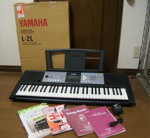 YAMAHA PORTATONE PSR-E233 61鍵盤 オマケ付き！