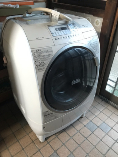 ドラム型洗濯乾燥機