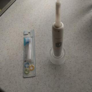 オムロン　電動歯ブラシ　HT‐B201