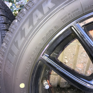 ワンシーズンのみビッツにて使用の美品