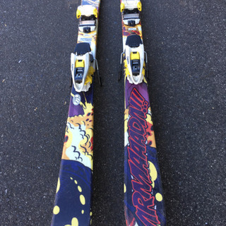 フリースタイル　ジュニア用スキー板　アルマダ143センチ