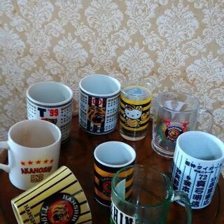 レトロ 阪神 タイガース マグカップ グラス 湯呑 まとめて23こ レトロ 阪神 タイガース マグカップ グラス 湯呑 まとめて23こ