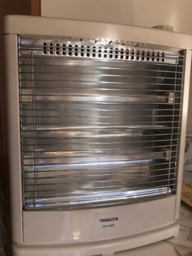 薄型！小型！電気ストーブ