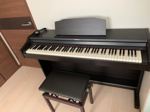 2016年製　Roland RP401R 電子ピアノ