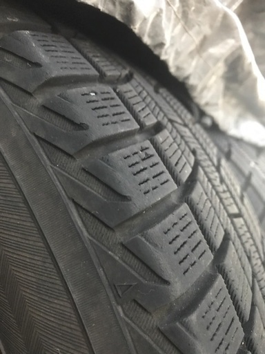 スタットレスタイヤ ホイール付 山6mm 175/65r14 12000円 今週なら…