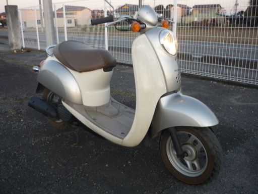 ホンダ クレアスクーピーAF55 白/銀 走行少ない 通勤通学買い物などに