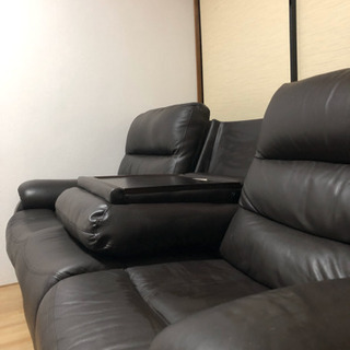 ※お約束中※【取りに来ていただける方歓迎！値下げ交渉あり！】ニトリ リクライニングソファー 本革3人がけ  35,000円