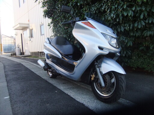 人気絶頂 ヤマハ マジェスティ250 実動車 公式