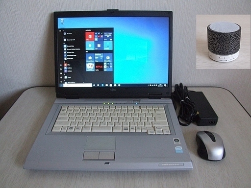 高速SSD120GB搭載　Fujitsu FMV-BIBLO NF40X ノートパソコン　2　おまけLED Bluetoothスピーカー