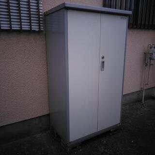 イナバ 物置②