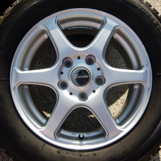 Ｒｅｖｅｒｌｉｎｅ　１５インチ　スタッドレス　ノア、ＶＯＸＹ，ステップＷ