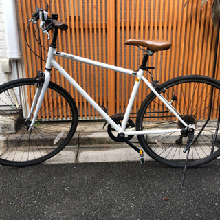 自転車　カラーホワイト　六段変速！！　港区、渋谷区なら伺えます♪