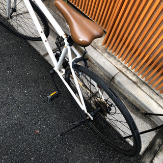 自転車　カラーホワイト　六段変速！！　港区、渋谷区なら伺えます♪