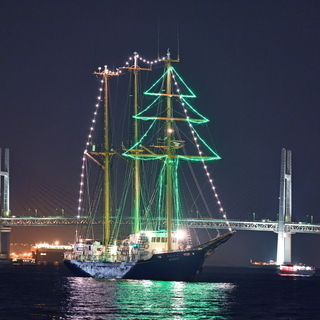 帆船みらいへ横浜アーリー・クリスマス体験航海 - 横浜市