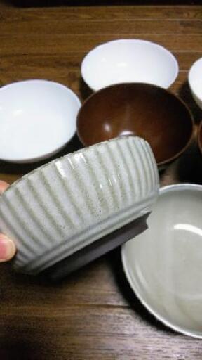 食器類 8点セット ニトリ 唐茶削ぎ 鉢 ボウル ヤマザキ 白い食器 益子焼き タンブラー Miko 静岡の食器 和皿 の中古あげます 譲ります ジモティーで不用品の処分