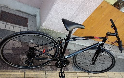 momentum iNeed 700cクロスバイク アルミ/21speed/ブラック 【公式通販 