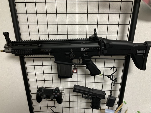【東京マルイ】次世代電動ガンSCAR Heavy + バッテリー＆充電器 + BBローダー
